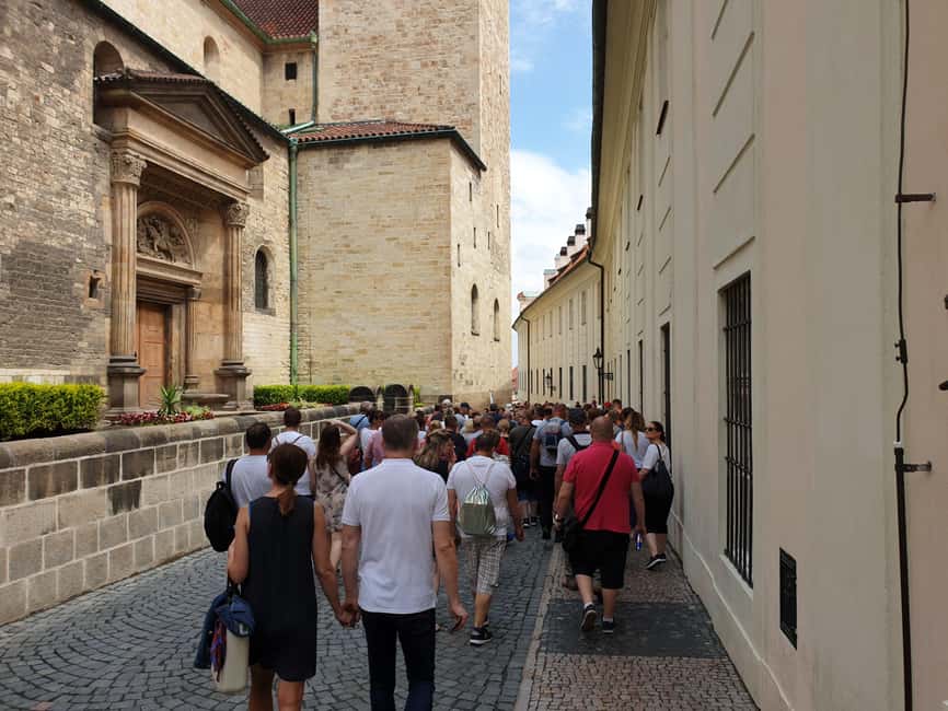 Get&Go:Prague Castle Ticket & E-Guide with Discount Vouchers - Golden Lane: the perfect slow-walk stop