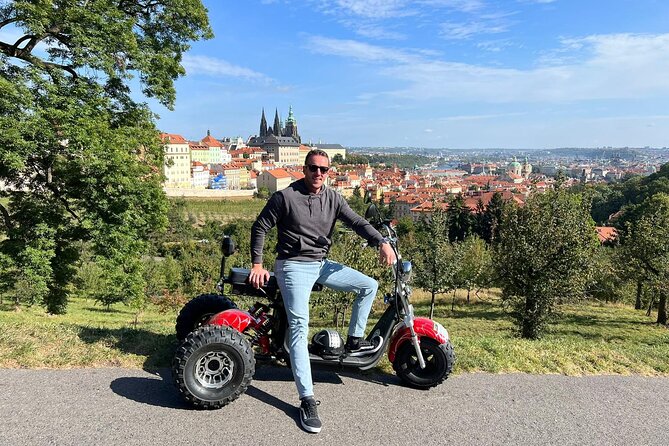 Grand City Tour on E-Trike in Prague - The meeting point setup: Štěpánská 55 and the 10-minute training