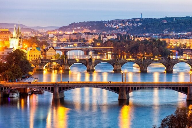 Guided Old Town & Jewish quarter Walking Tour Prague (Tip-based) - Key highlights to look for on this Prague walk
