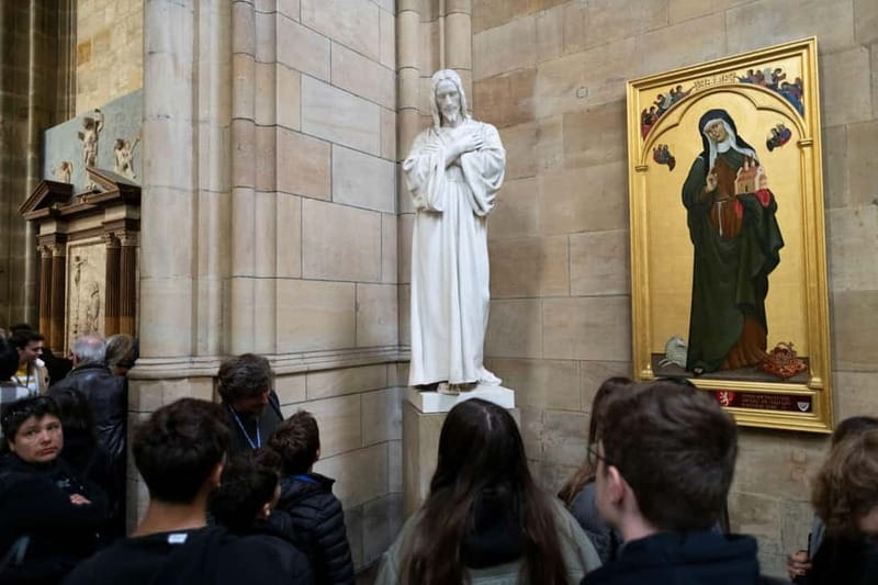 Guided Tour of Prague Castle with Ticket and Transport - Practical Tips to Make This Tour Feel Worth It