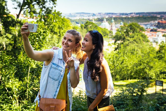 Highlights & Hidden Gems With Locals: Best of Prague Private Walking Tour - Private, on-foot, and timed for real bearings