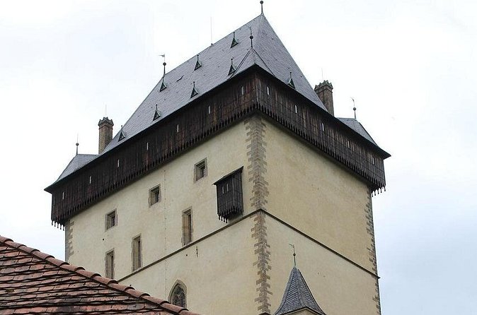 Karlstein Castle Private tour - The Walk Up, the Steps, and Comfort Tips That Save Energy