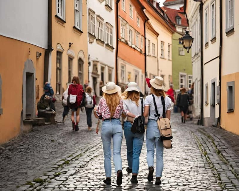 Krumlov's Best Of: River Cruise, Castle Tour & Lunch ☀️| 5h - Little Castle interiors, rare porcelain, and counting the details that make the place memorable