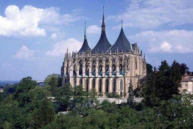 Kutna Hora Half-Day, Incl. the Bone Church & St.Barbara Cathedral - Prague to Kutná Hora in a Half-Day Slot