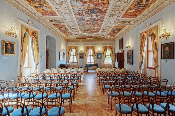 Lobkowicz Palace Concert in Prague Ticket - Getting to Lobkowicz Palace: the UNESCO maze problem