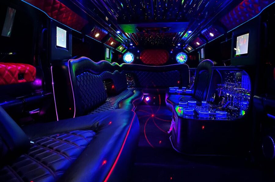 Long Hummer or Cadillac Limousine Party Ride - How the Prague pickup and drop off works in real life