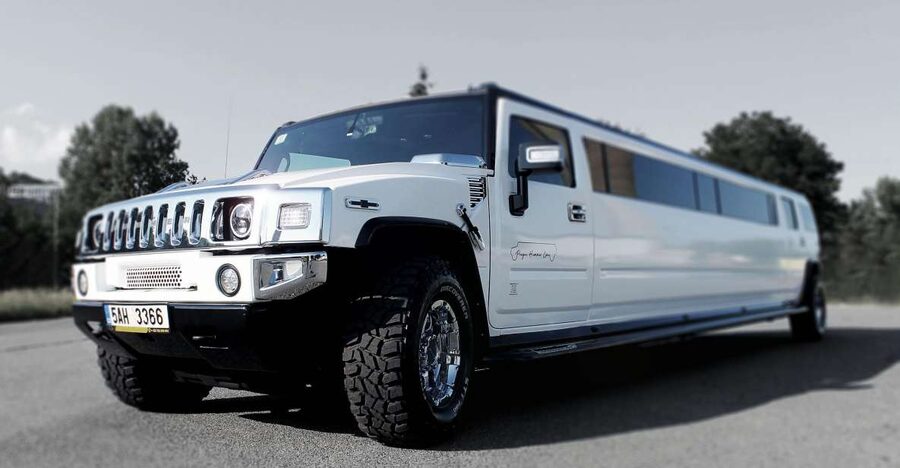 Long Hummer or Cadillac Limousine Party Ride - Making the most of the route, without stressing the clock