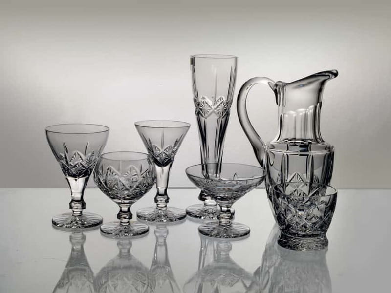 Nizbor Glass Factory Tour - Entering Rückl Crystal: what the guided factory tour usually delivers