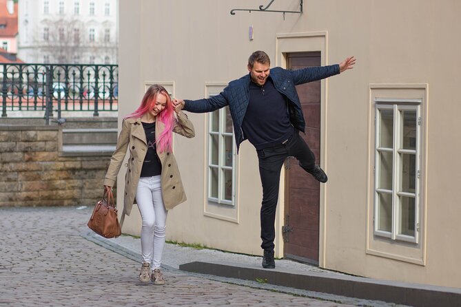 Photo Shoot for couple in Prague - Stop 2: Prague Castle, big backdrops, big expectations