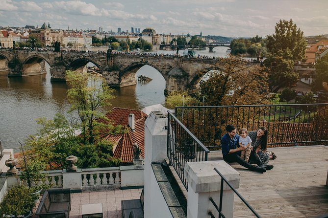 photoshoot in prague - Prague Castle: dramatic backdrop and better photo shape