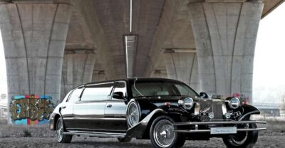 1-Hour Vintage Limousine Rental