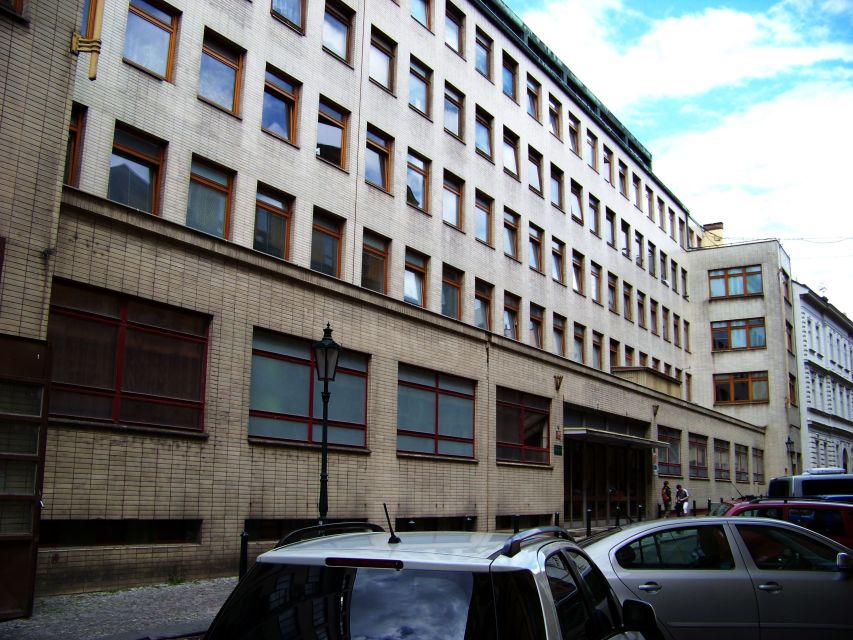 Prague: 2-Hour Back to Communism Walking Tour - The 19th-century to Cold War setup before you even start walking