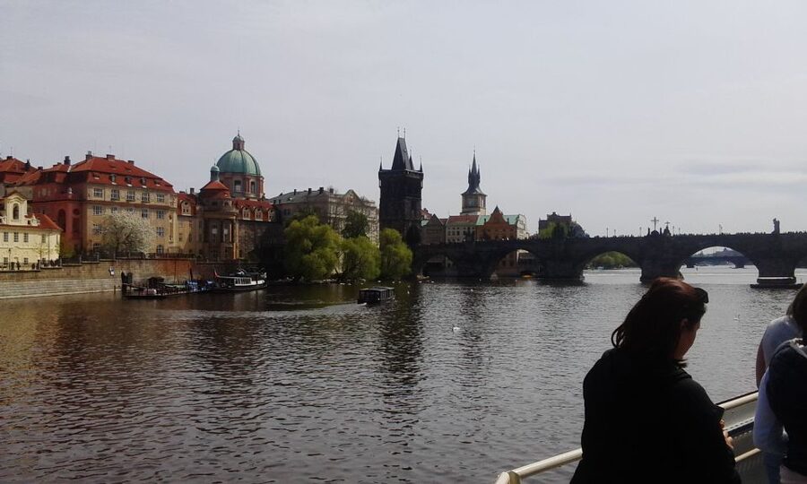 Prague: 2-Hour Lunch Cruise on the Vltava River - FAQ