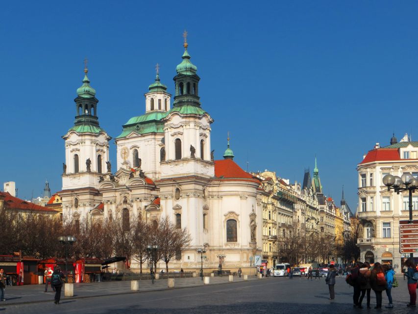 Prague: 2-Hour Old Town and Jewish Ghetto Walking Tour - House of the Black Madonna and St. James Church Stops for Meaning, Not Just Photos