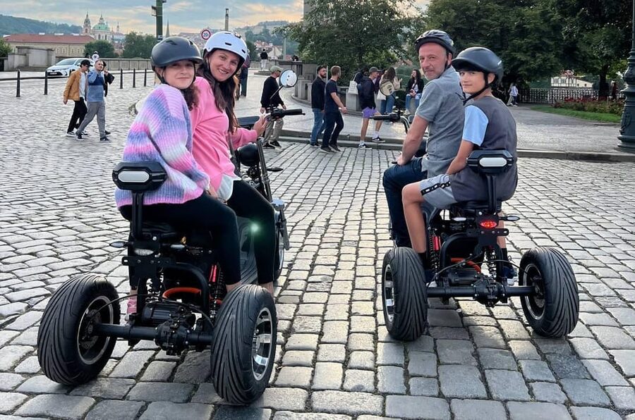 Prague: 2 hours FUN TRIKE tour in Prague with guide - Photos are part of the point, and guides help you get them