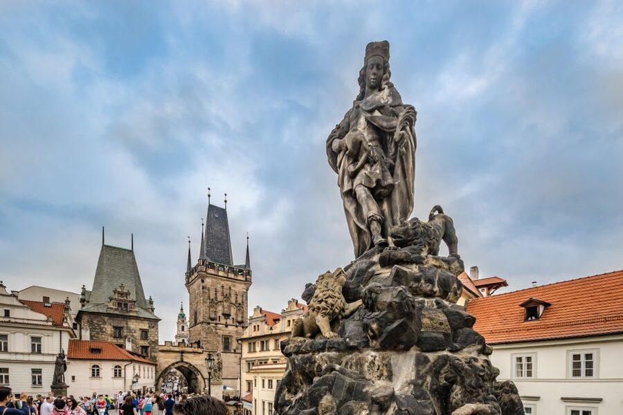 Prague: 3-Hour Walking Tour of Old Town & Prague Castle - Why this 3-hour Old Town and Castle route feels like the best use of your time