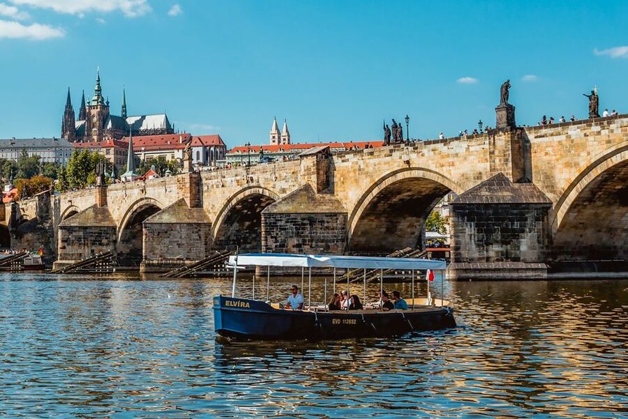 Prague: 45-Minute Sightseeing Cruise to Devil's Channel - Who should book this cruise, and who might want a different option