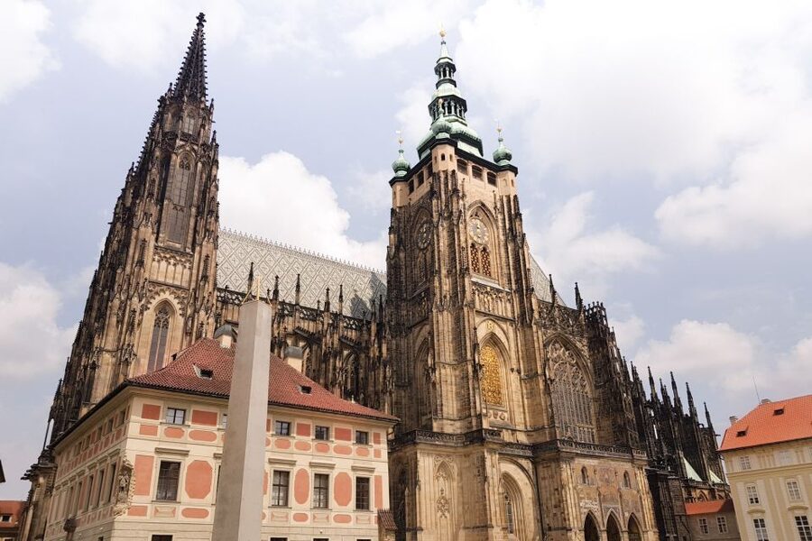 Prague: 6-Hour Tour with River Boat Cruise and Lunch - Practical Tips to Make the 6 Hours Feel Easy