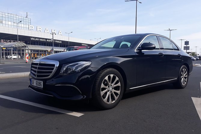 Prague Airport Private Arrival Transfer - The Daily 11am Walking Tour Voucher, and Why It’s a Smart Pair