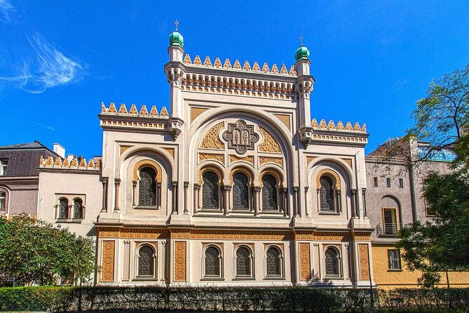 Prague All-Inclusive Pass: 30+ Activities including Prague Castle - Hop-on hop-off bus: the easiest way to reduce decision fatigue
