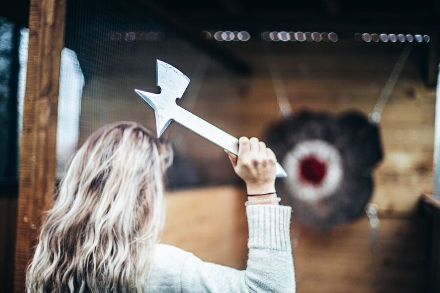 Prague: Axe Throwing Experience with Barbecue and Beer - Small details that make your day smoother