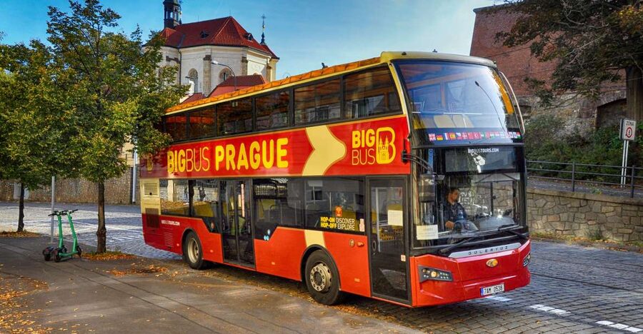 Prague: Big Bus Hop-on Hop-off, Castle Tour and River Cruise - Key highlights to plan around