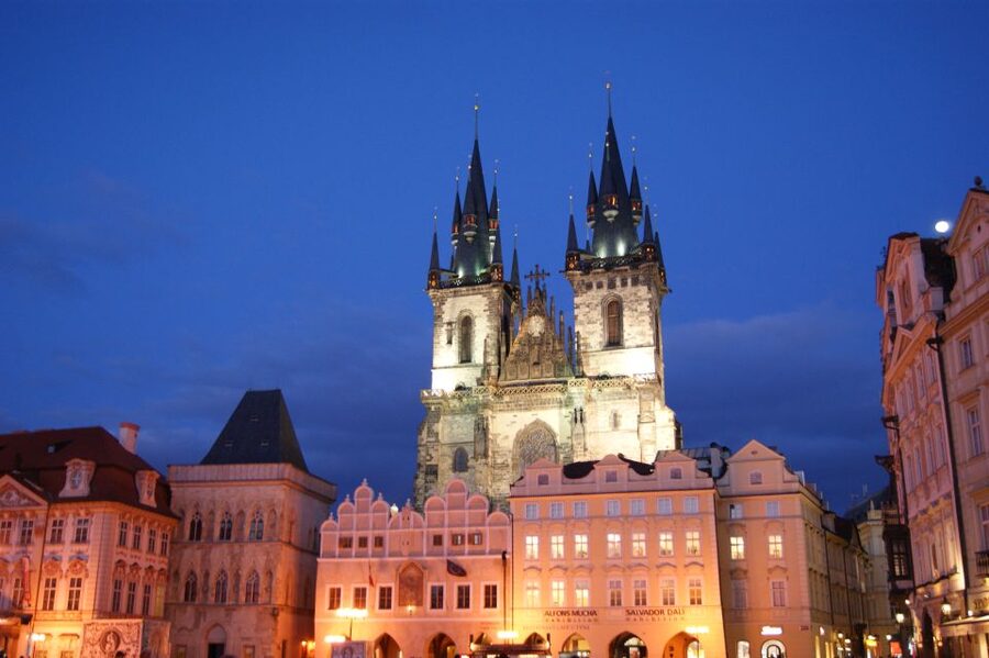 Prague Bike Rental - Helmet, Cobblestones, and Why This Bike Setup Matters