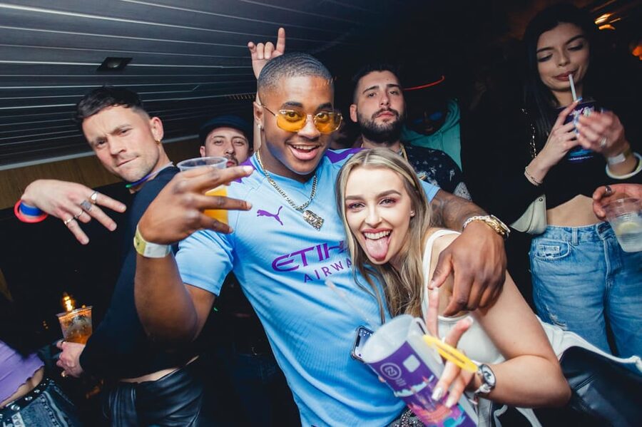 Prague: Boat Party with Unlimited Drinks & After Party Entry - After-party club entry: fast, VIP-style, and built for late dancing