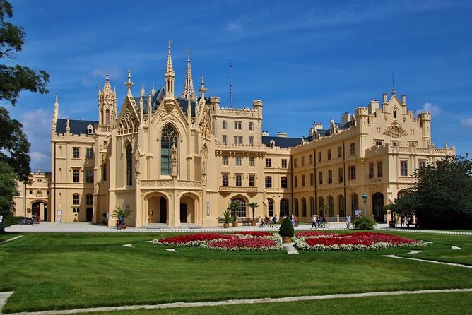 Prague-Budapest One-Way Sightseeing Day Tour - Key Highlights You Should Know