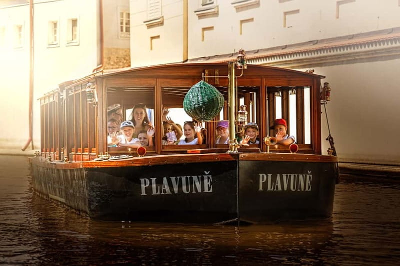 Prague: Canal Cruise Around Charles Bridge - Why this Charles Bridge boat route feels different