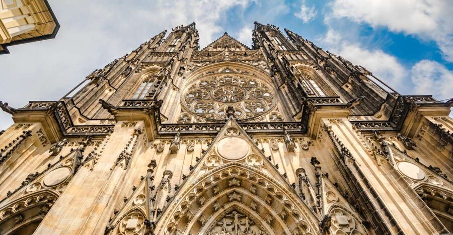 Prague Castle 2.5-Hour Tour Including Admission Ticket - The Tram Up from Lesser Town Square: Saving Your Legs