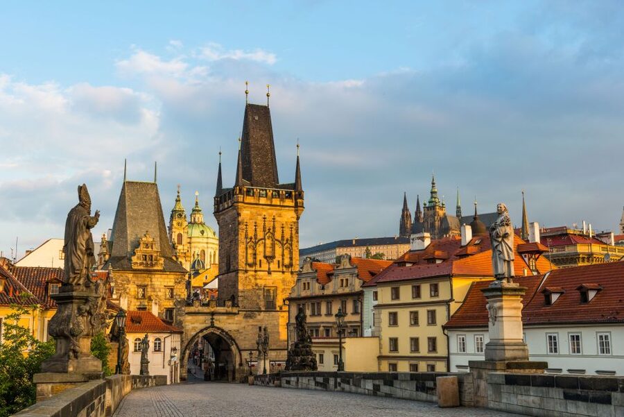 Prague: Castle and Jewish Quarter Tour with Cruise and Lunch - Price and value: what $100 buys you in practical terms