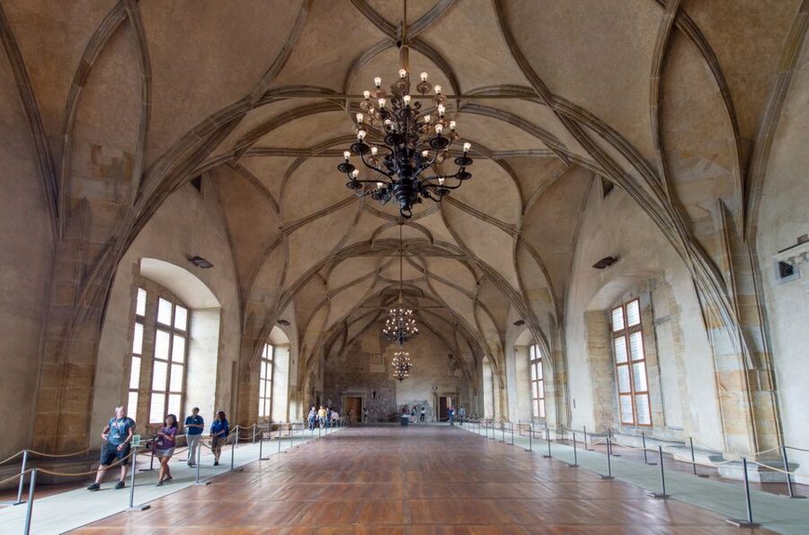 Prague Castle and St. Vitus Cathedral Private Walking Tour - Lesser Town and Charles Bridge: ending your day in Mala Strana on the 5-hour route