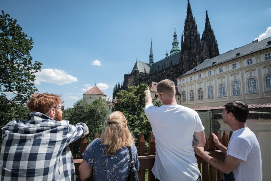 Prague: Castle Grounds & Highlights Walking Tour small-group - St. Vitus Cathedral: What You See and Why It Feels So Tall