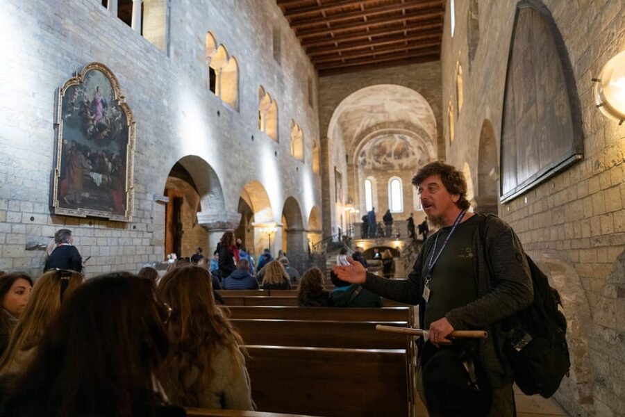 Prague Castle Interiors, Bus Tour and Vltava River Cruise - Golden Lane and Daliborka Tower: tiny houses, big power struggles