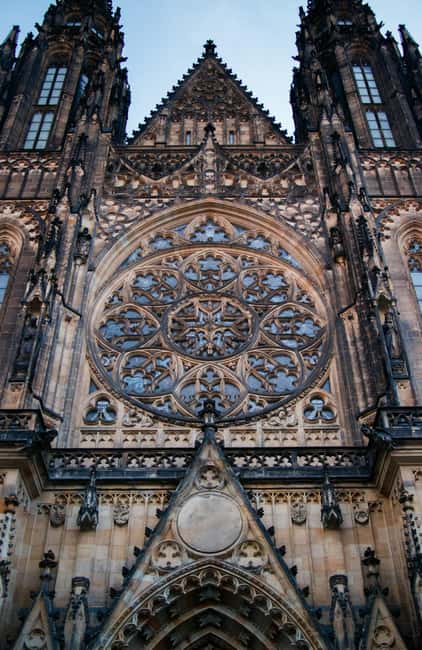 Prague Castle, St. Vitus Cathedral, Royal Palace, St. George's Basilica - Group size and pace: historian depth, cold buildings, and how to prepare