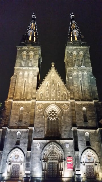 Prague Castle Walking Tour with Live Guide - English guide quality: why one name matters, and why you should watch logistics