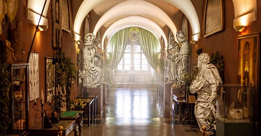 Prague: Charles Bridge Museum Entry Ticket - Where it sits in Prague, and why that matters