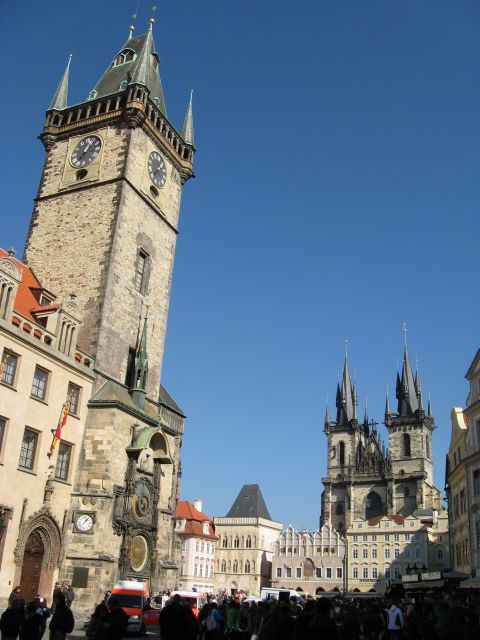 Prague City: 1-Hour Orientation Tour by Bus - Meeting point: finding the bus near Old Town Square (Pařížská 1073)