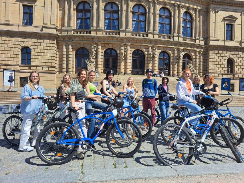 Prague City Bike guided tour - Why a 2.5-hour Prague bike tour actually works