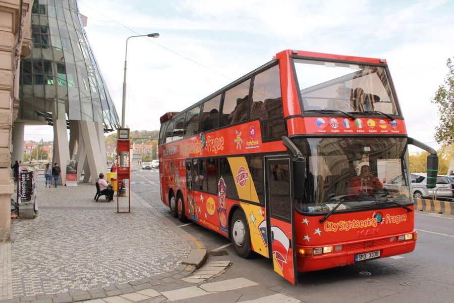Prague: City Sightseeing HOHO Bus Tour & Optional Boat Tour - Price and Value: What $35 Covers and What Costs Extra