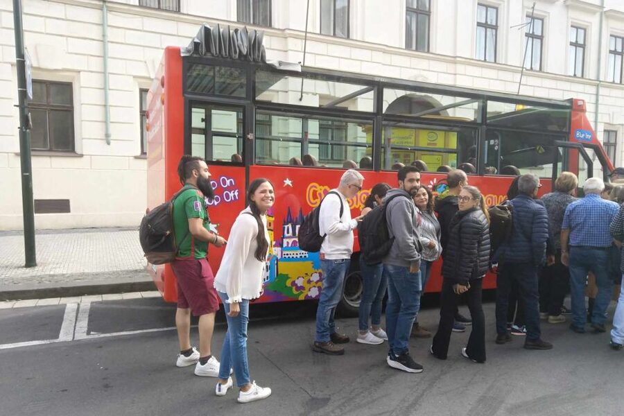 Prague: City Sightseeing HOHO Bus Tour & Optional Boat Tour - Logistics That Matter: Kiosks, Boarding Times, and Avoiding Time Traps