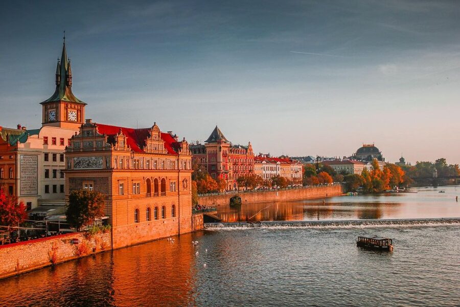 Prague: City Tour in Full - Meeting in Malostranská and getting oriented fast