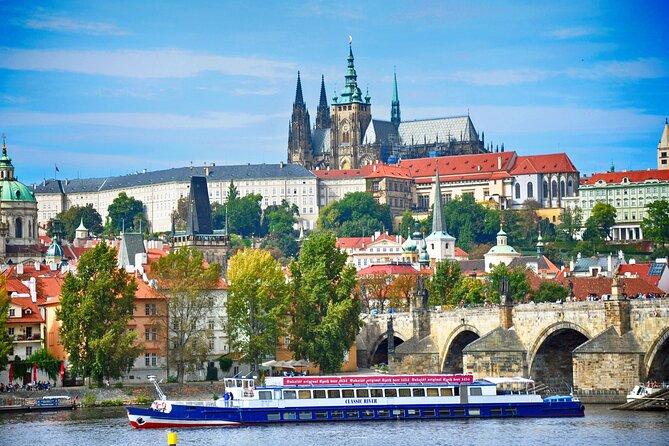 Prague Combo: Castle Guided Tour, Bus and Optional Boat - Golden Lane and the Kafka Houses, the Part You May Navigate Alone