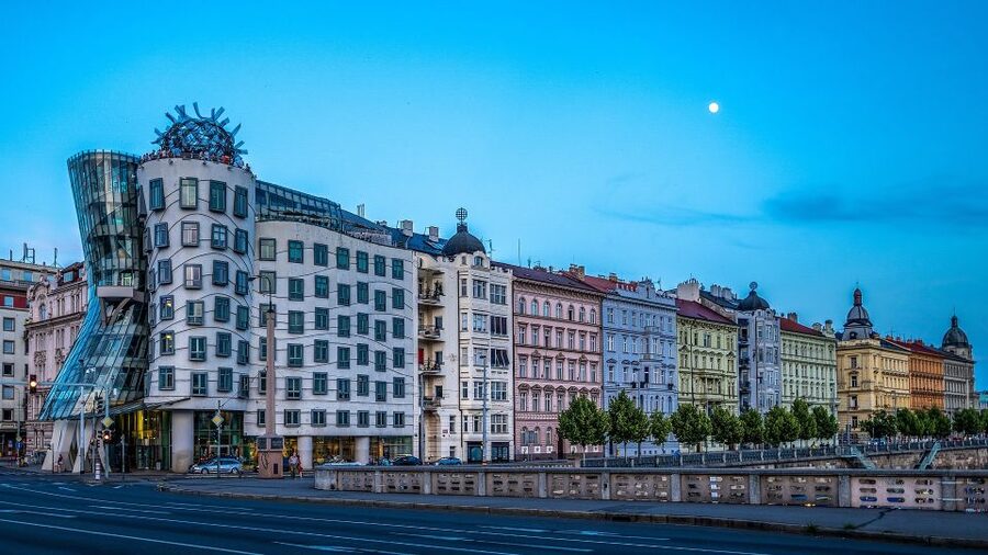 Prague Complete Tour in Spanish & Lunch, Tickets - Key things you’ll notice on this Prague complete tour