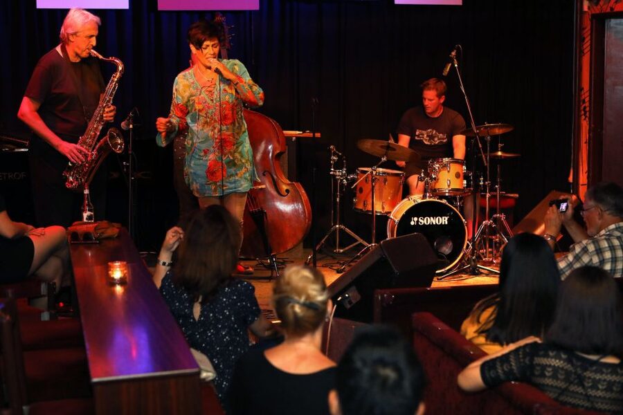 Prague: Concert at Reduta Jazz Club - Getting to Národní 20 and choosing the best moment to arrive