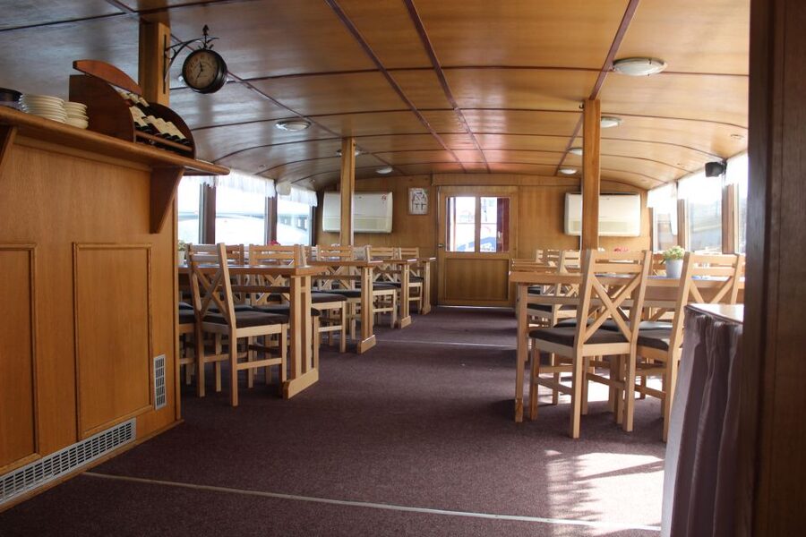 Prague Cruise: 1-Hour on the River Vltava - Where You Meet the Boat and How to Get There Without Stress