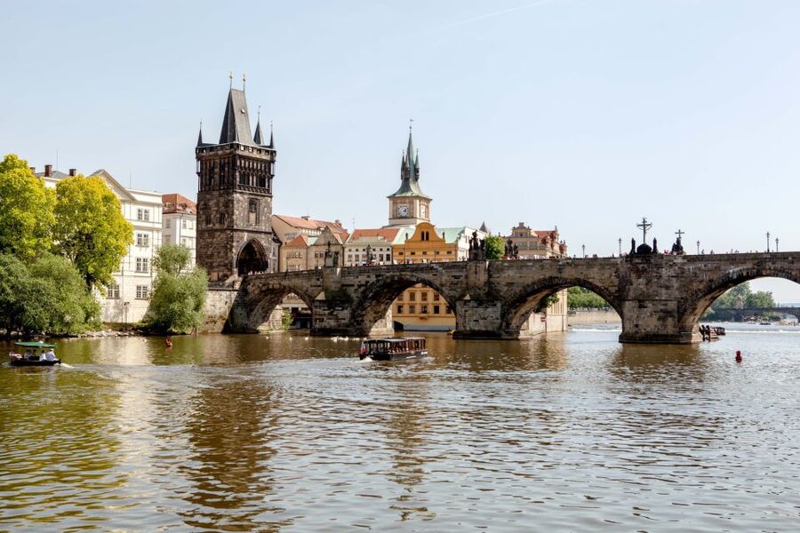 Prague Cruise: 1-Hour on the River Vltava - Audio Guide in 4 Languages: Your Built-In Narrator