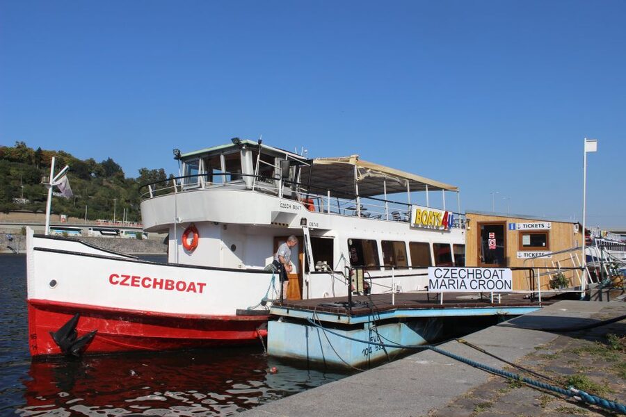 Prague Cruise: 1-Hour on the River Vltava - Price and Value: Is $17 Worth It?
