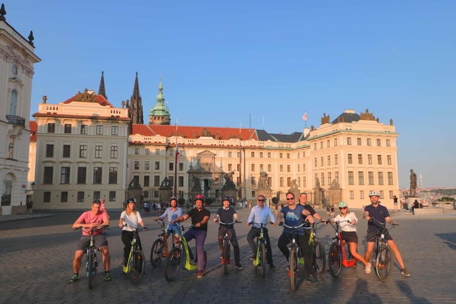 Prague: E-Bike/E-Scooter Viewpoint Tour - Who should book this tour, and who should skip it